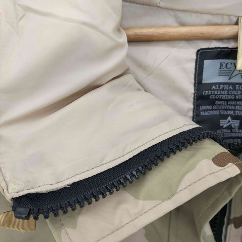 アルファインダストリーズ ALPHA INDUSTRIES USA製 U.S.ARMY ECWCS GEN1 デザートカモ ゴアテックスパーカー メンズ import:XL